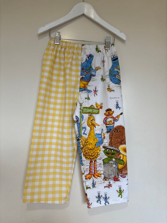 Vintage Sesame Street Mismatch Pants - Size 4