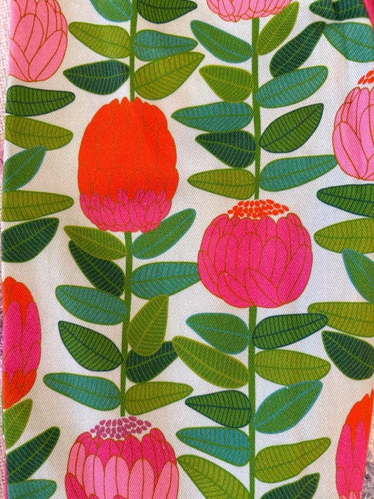 Bright Banksia Print Pants - size 2