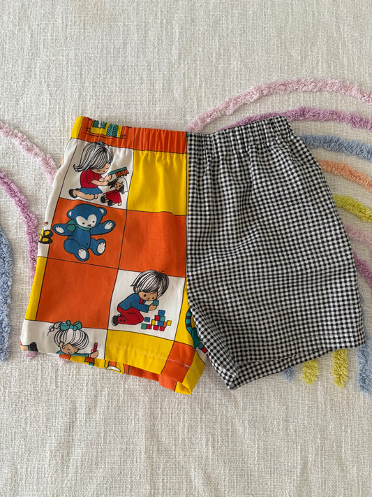 Vintage Play Shorts - Size 3
